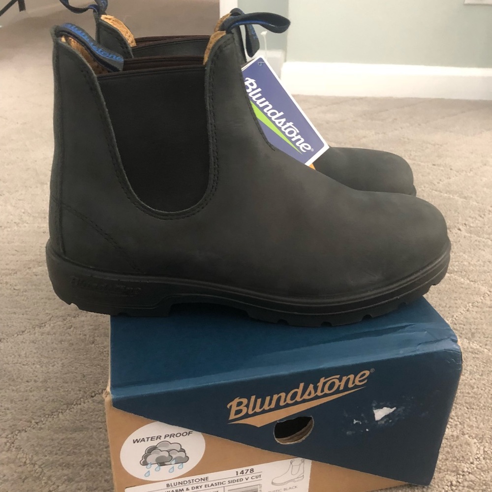 Blundstone waterproof Boots